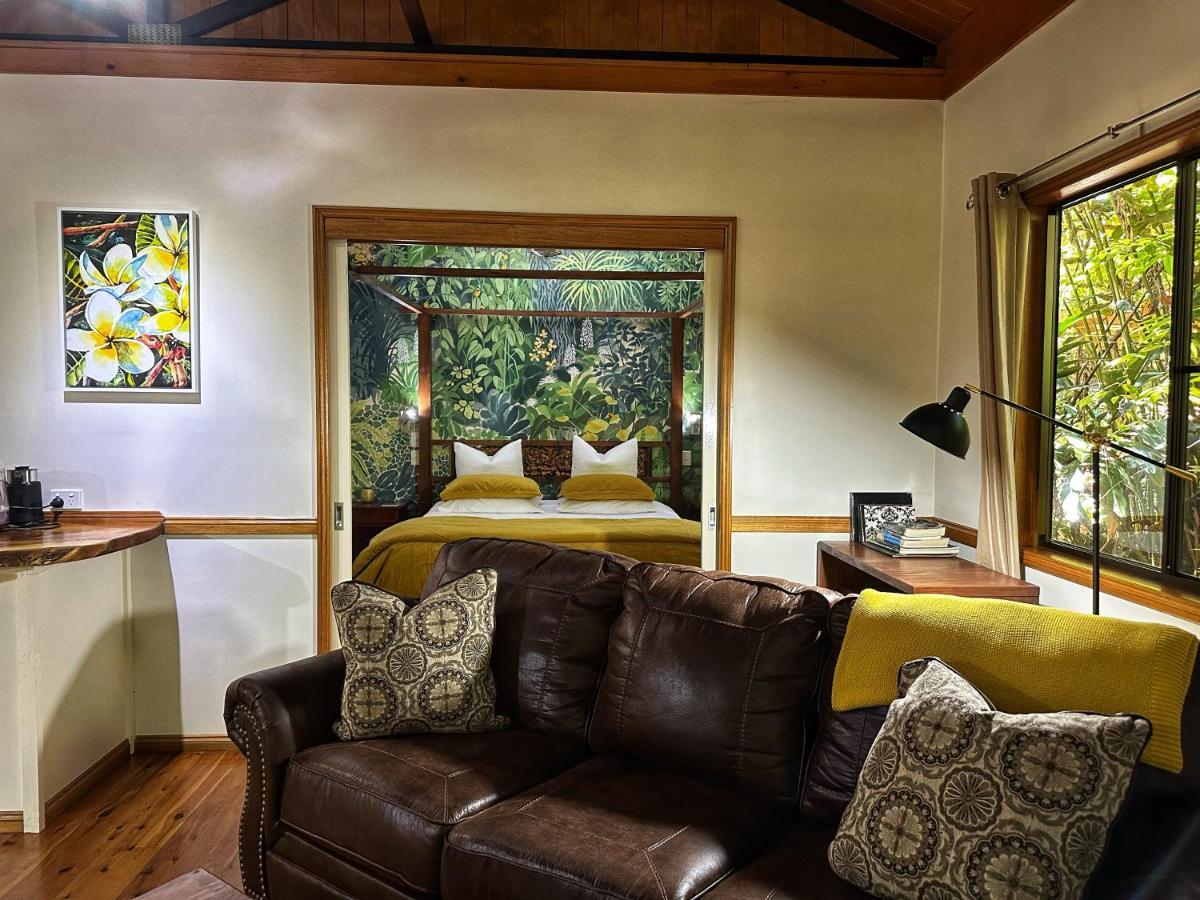Crater Lakes Rainforest Cottages Yungaburra Exterior photo