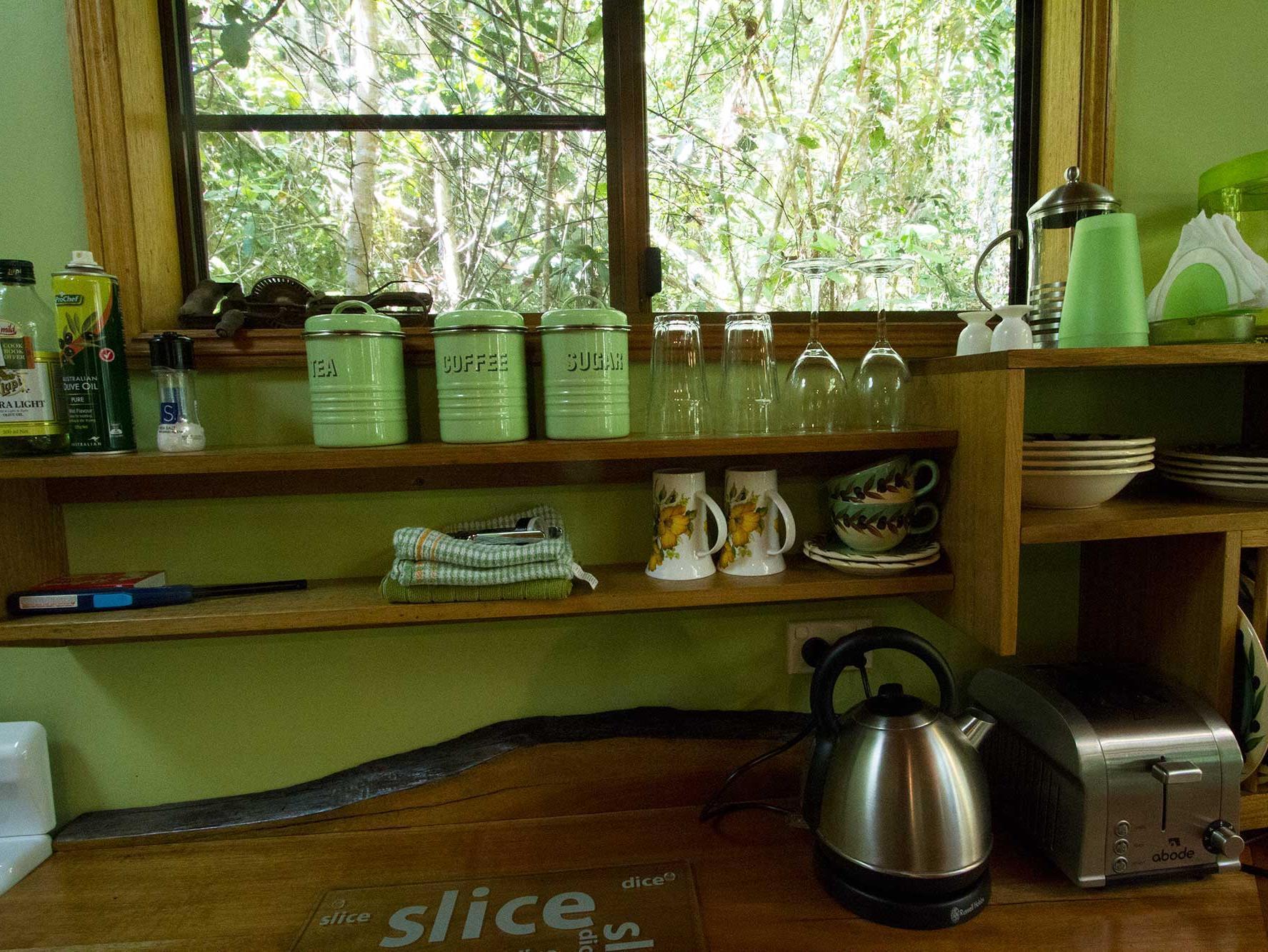 Crater Lakes Rainforest Cottages Yungaburra Exterior photo