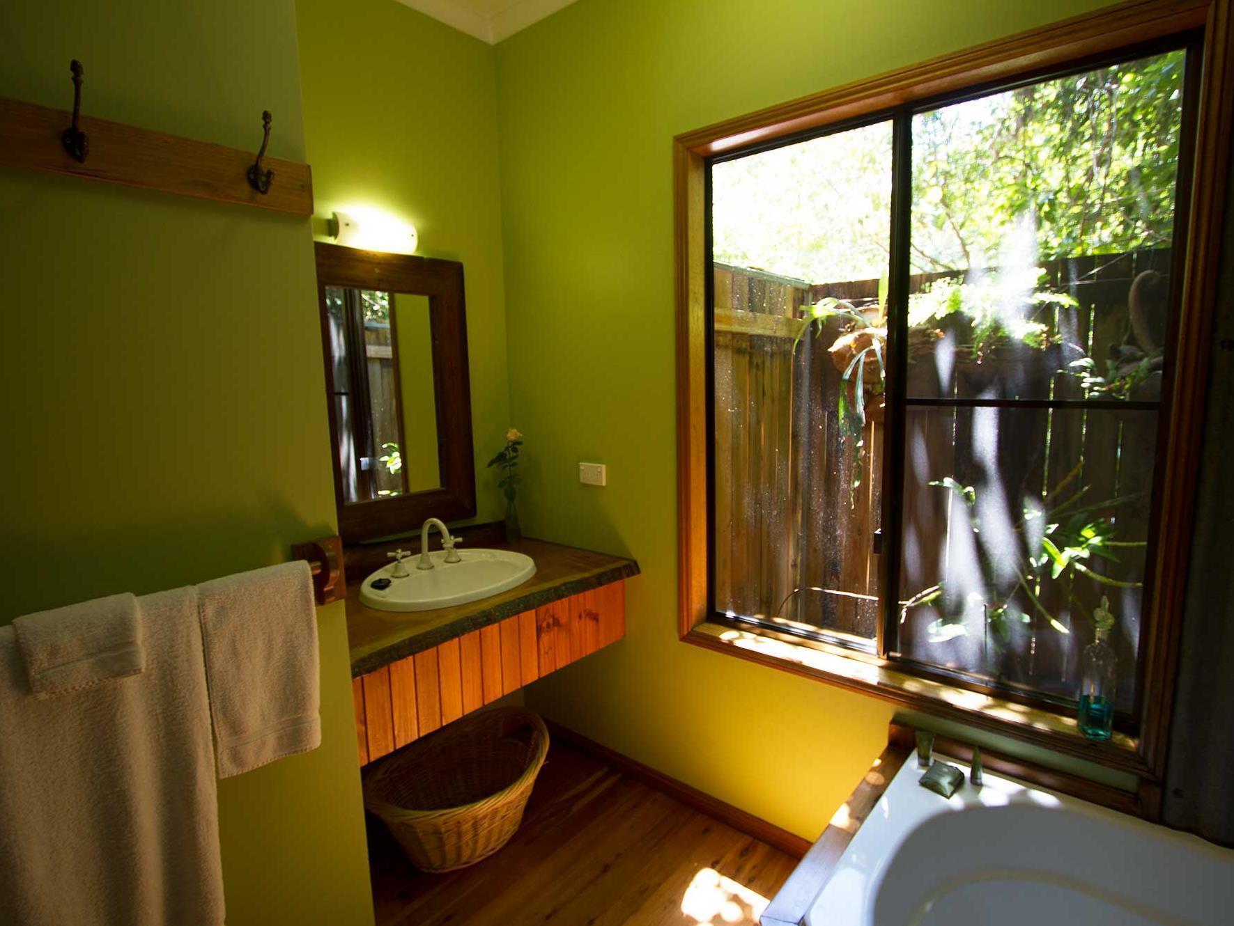 Crater Lakes Rainforest Cottages Yungaburra Exterior photo